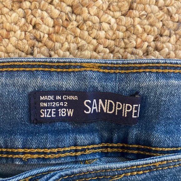 Jean Shorts - Picture 2 of 3